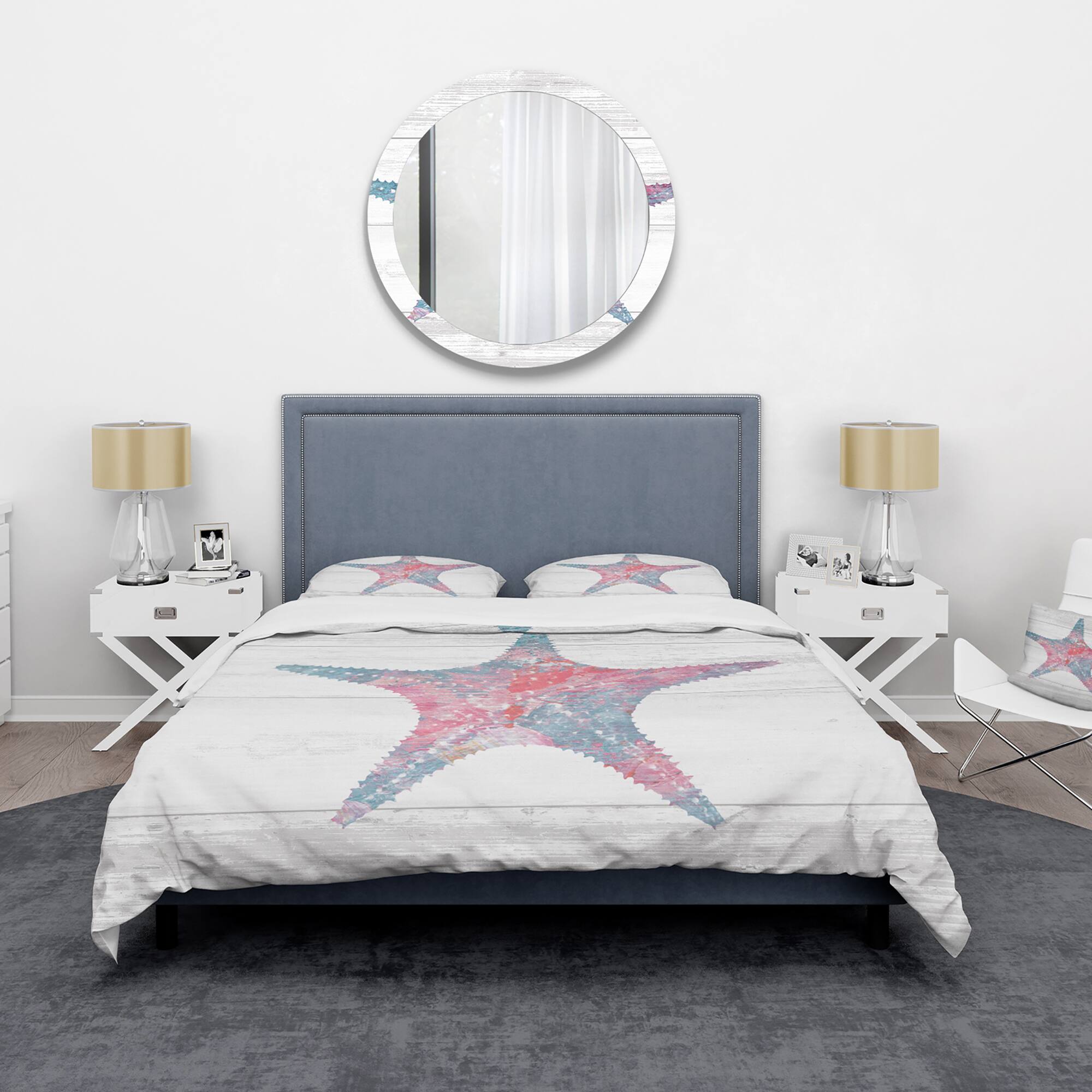 Designart 'Pink Starfish Ocean Life' Coastal Bedding Set